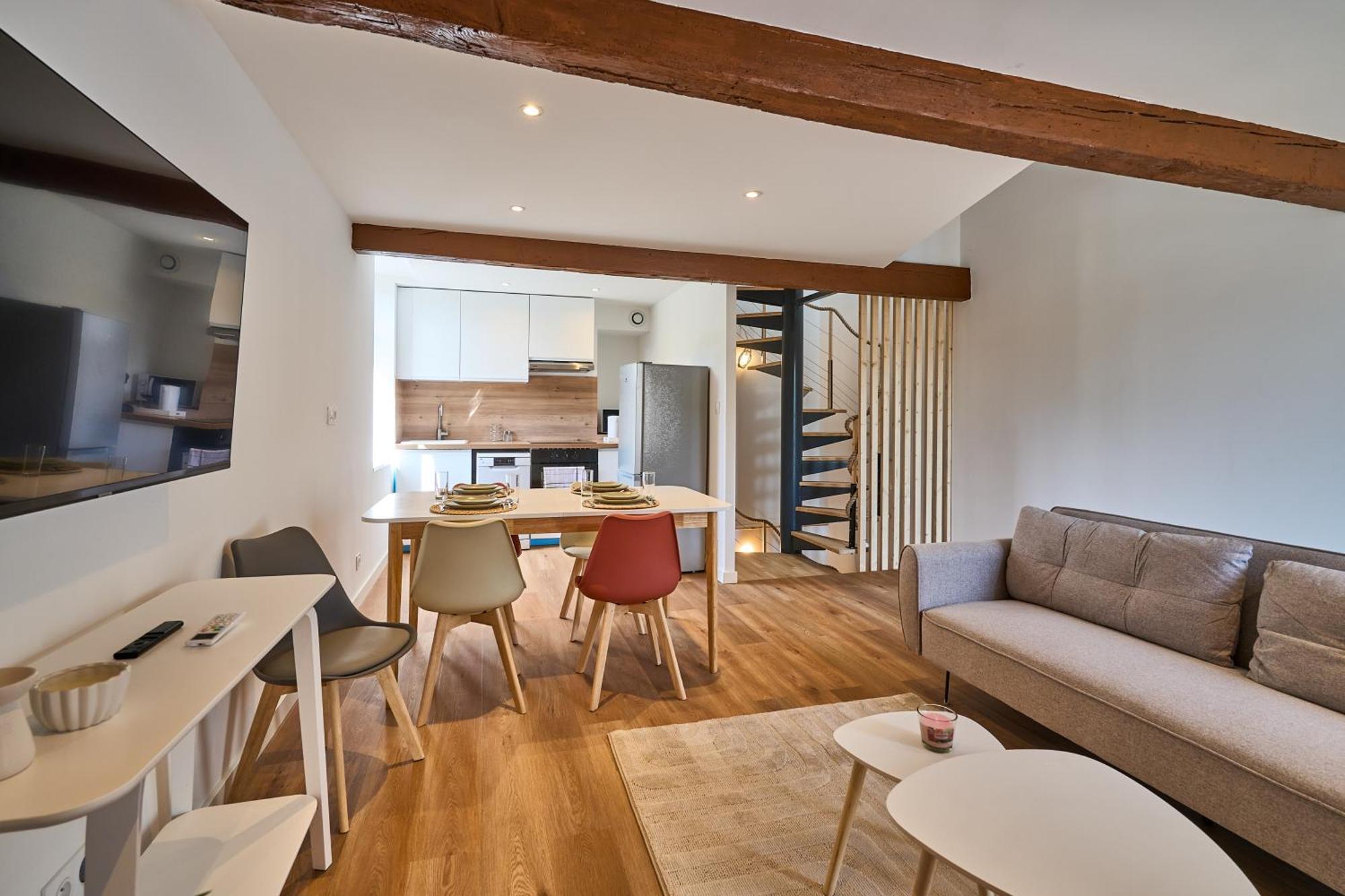 Le Rempart Harmonieux - Triplex Au Pied De La Cite Apartamento Carcassonne Exterior foto