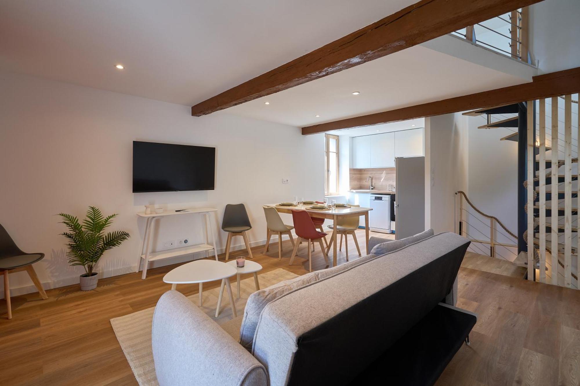 Le Rempart Harmonieux - Triplex Au Pied De La Cite Apartamento Carcassonne Exterior foto